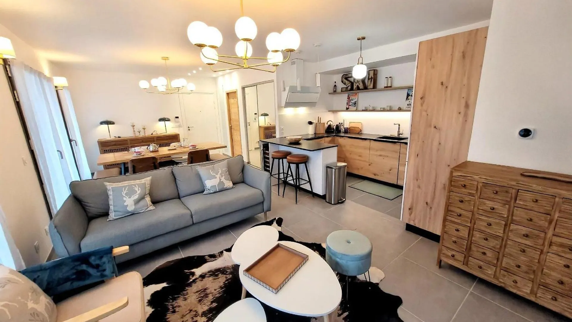 Les Gets - Appartement Moderne Avec Grande Terrasse, Parking Et 2 Chambres - Fr-1-598-185